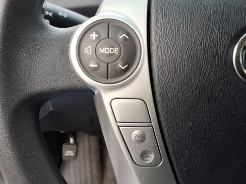 Used 2012 Toyota Prius Two FWD image 18