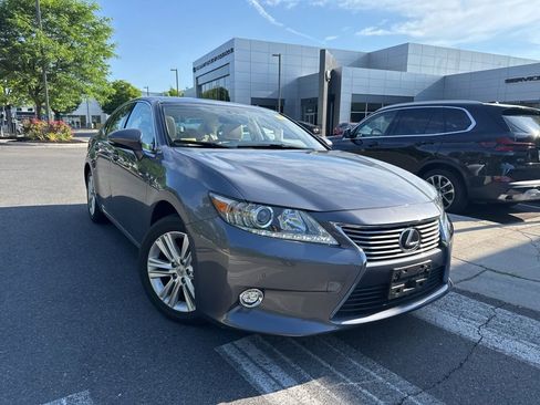 Used 2014 Lexus ES 350 w/ Luxury Package FWD image 1