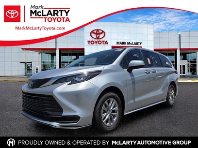 Used 2024 Toyota Sienna LE