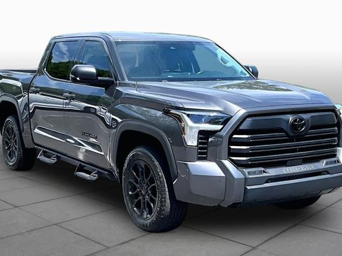 Used 2023 Toyota Tundra SR5 w/ SR5 Convenience Package AWD/4WD image 3