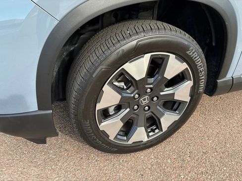 Certified 2026 Honda Pilot Touring image 4