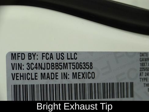 Used 2021 Jeep Compass Latitude w/ Sun and Sound Group image 22