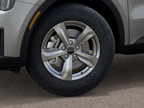 New 2026 Kia Sorento LX FWD image 9