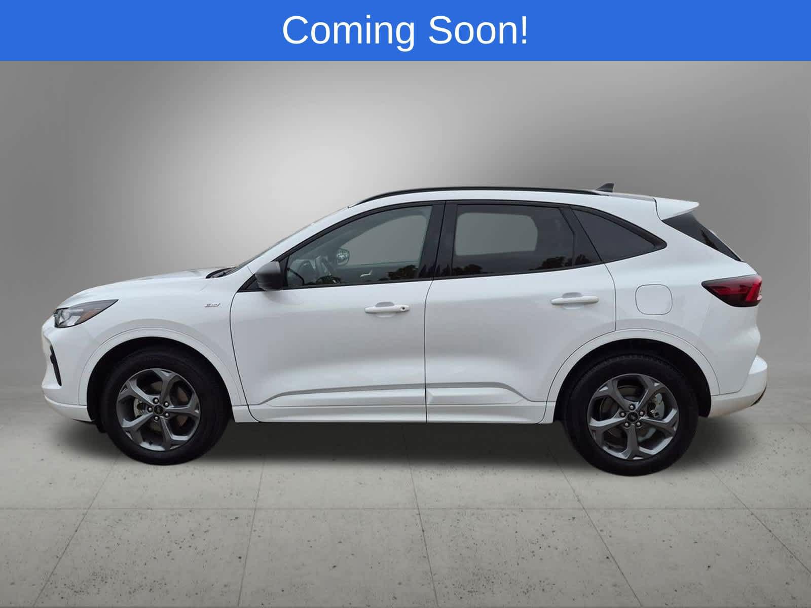 Used 2023 Ford Escape ST-Line w/ Tech Pack #1 AWD/4WD image 3