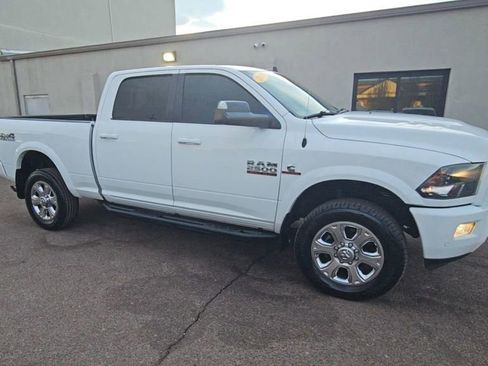 Used 2018 RAM 2500 Big Horn w/ Sport Appearance Group image 9