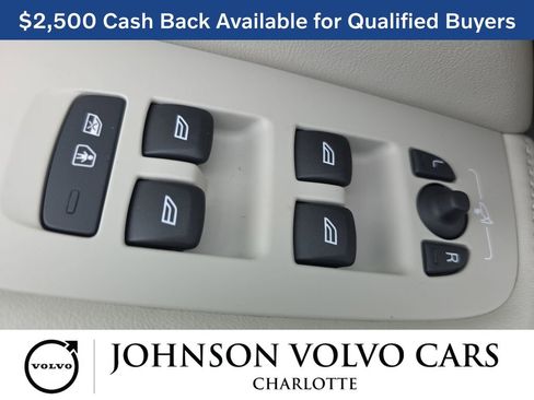 New 2026 Volvo XC60 T8 Ultra w/ Protection Package Premier image 30