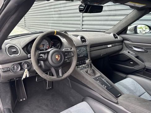Certified 2025 Porsche 718 Boxster Spyder RS RWD image 4