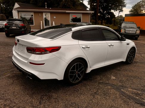 Used 2020 Kia Optima SE FWD image 5