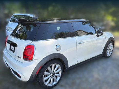 Used 2015 MINI Cooper S FWD image 10