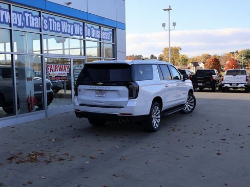 New 2025 Chevrolet Suburban Premier w/ Sun And Tow Package image 51