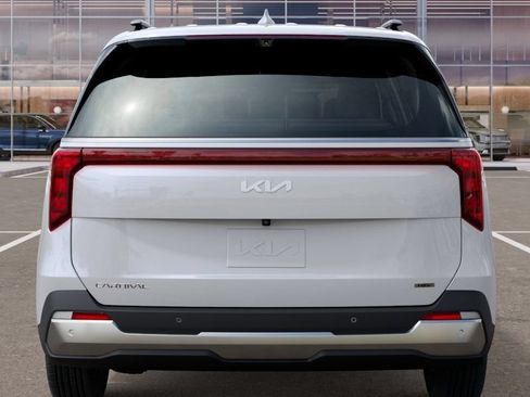 New 2027 Kia Carnival SX FWD image 13