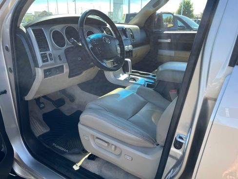 Used 2008 Toyota Tundra Limited AWD/4WD image 9