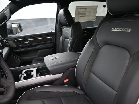 New 2026 RAM 1500 Laramie w/ Night Edition AWD/4WD image 9