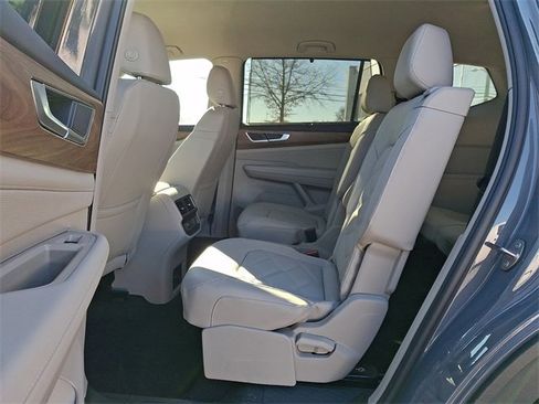 New 2026 Volkswagen Atlas SE image 5