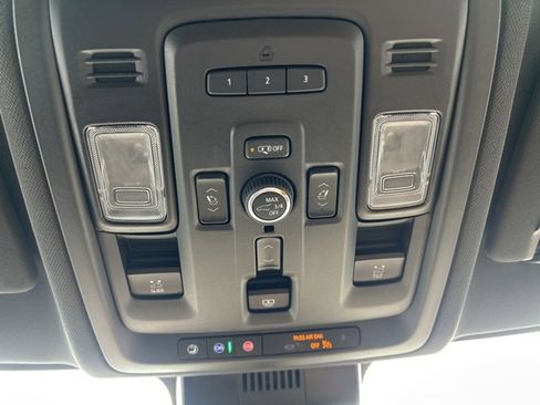 Used 2024 Chevrolet Tahoe Premier image 37