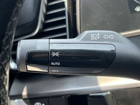 Used 2023 Kia Sportage EX FWD image 36