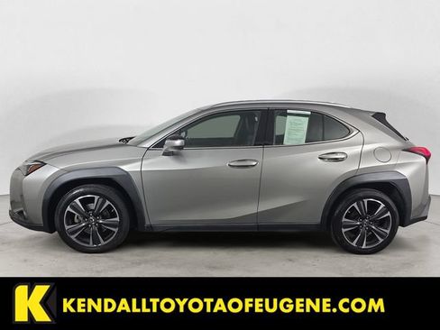 Used 2019 Lexus UX 200 FWD image 8