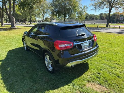 Used 2020 Mercedes-Benz GLA 250 4MATIC image 18