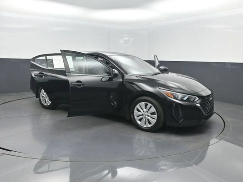 Used 2024 Nissan Sentra S FWD image 37