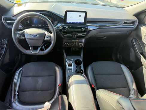 Used 2025 Ford Escape ST-Line AWD/4WD image 31