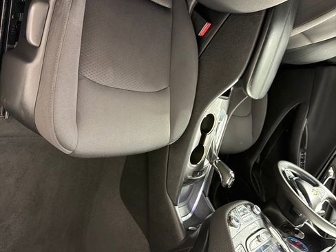 Used 2019 Chevrolet Malibu LT FWD image 21