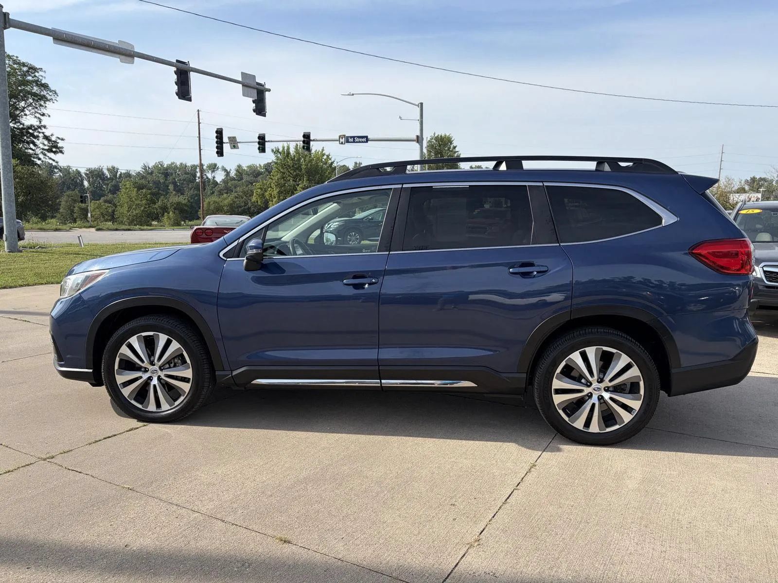 Used 2021 Subaru Ascent Limited AWD/4WD image 5