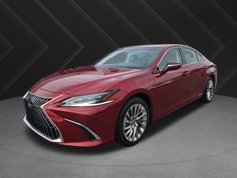 Used 2022 Lexus ES 300h w/ Luxury Package image 1