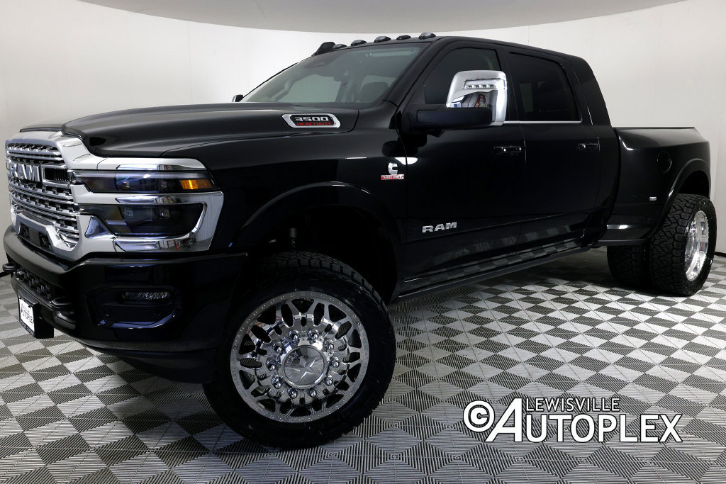 Used 2026 RAM 3500 Longhorn AWD/4WD image 1