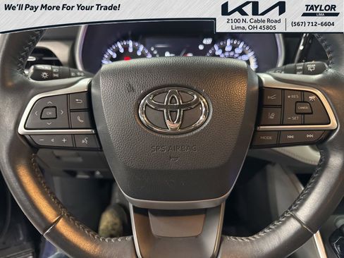 Used 2022 Toyota Highlander XLE image 21