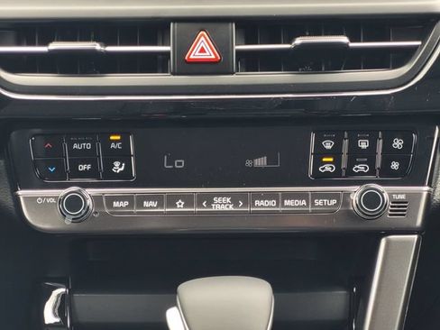 New 2026 Kia Seltos S FWD image 16