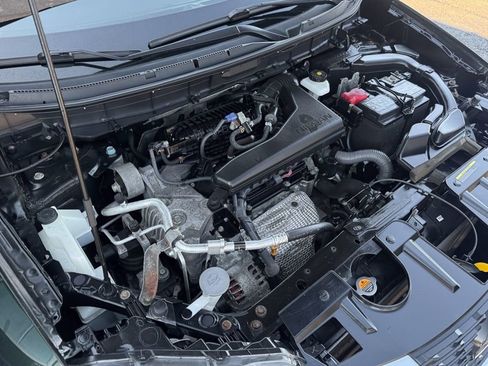 Used 2020 Nissan Rogue SV AWD/4WD image 29