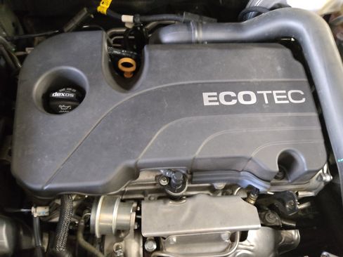 Used 2020 Chevrolet Equinox LT FWD image 30