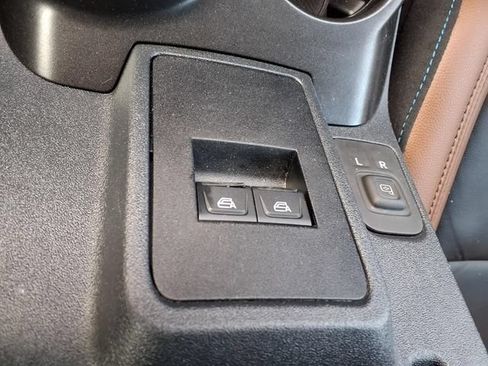 Used 2022 Ford Bronco Outer Banks AWD/4WD image 16