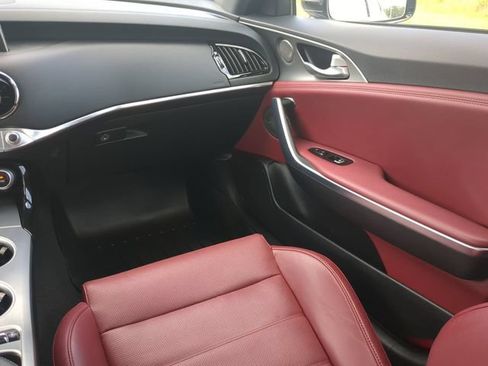 Used 2019 Kia Stinger GT2 AWD/4WD image 15