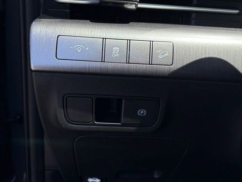 Used 2025 Hyundai Kona SEL FWD image 26