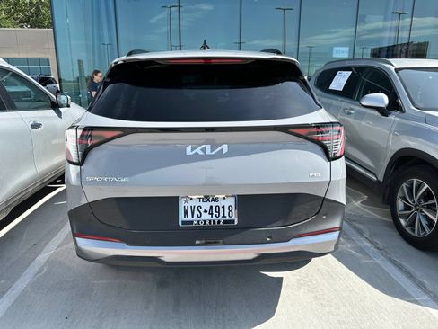 Used 2026 Kia Sportage EX w/ EX Panorama Roof Package AWD/4WD image 8