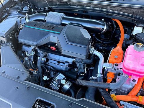 Used 2024 Hyundai Tucson Limited image 34