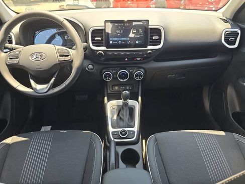 New 2026 Hyundai Venue SEL FWD image 18
