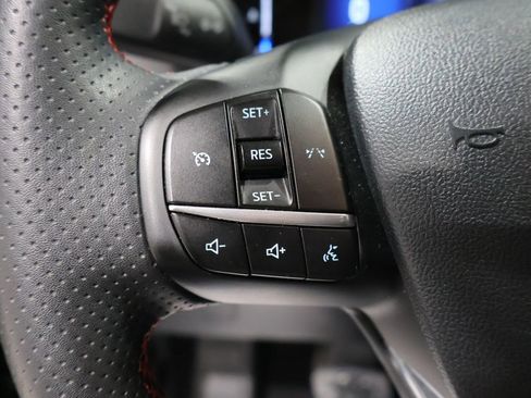 Used 2024 Ford Escape ST-Line image 35