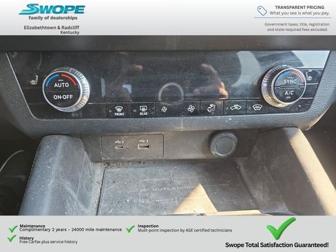 Used 2023 Mitsubishi Outlander SE AWD/4WD image 24
