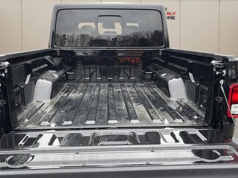 New 2026 Jeep Gladiator Sport image 14