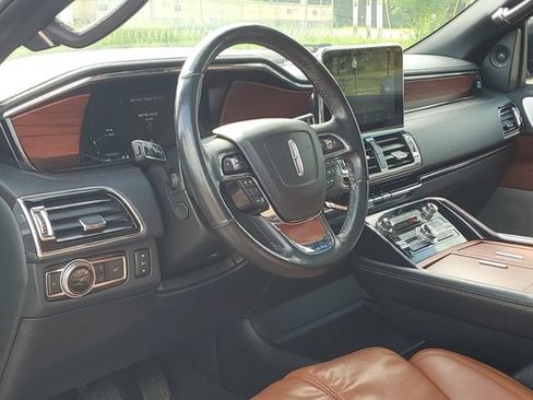Used 2020 Lincoln Navigator Reserve w/ Luxury Package AWD/4WD image 19