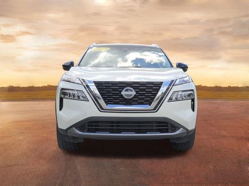 Used 2023 Nissan Rogue SL AWD/4WD image 3