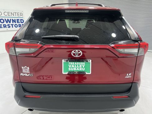 Used 2019 Toyota RAV4 LE w/ All Weather Liner Package image 7