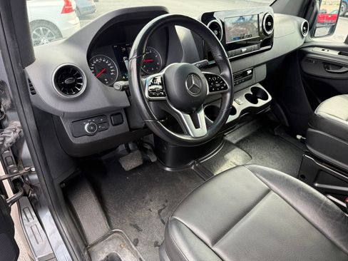 Used 2021 Mercedes-Benz Sprinter 4500 image 12