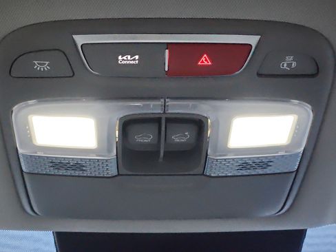 Used 2024 Kia Telluride SX image 21