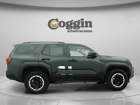 New 2026 Toyota 4Runner TRD Off-Road Premium AWD/4WD image 22