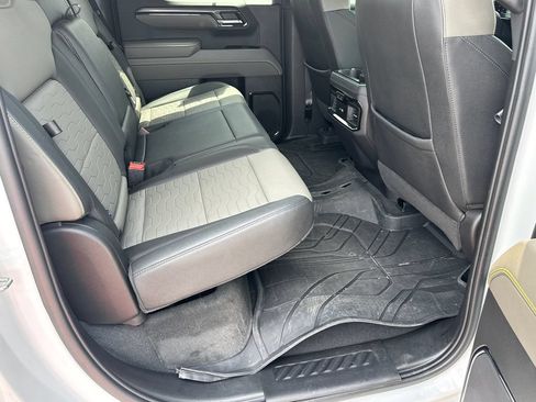 Used 2024 Chevrolet Silverado 1500 ZR2 AWD/4WD image 15
