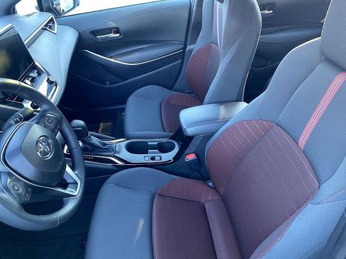 Certified 2025 Toyota Corolla SE image 11