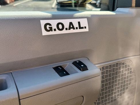 Used 2022 Ford E-450 and Econoline 450 Super Duty image 18